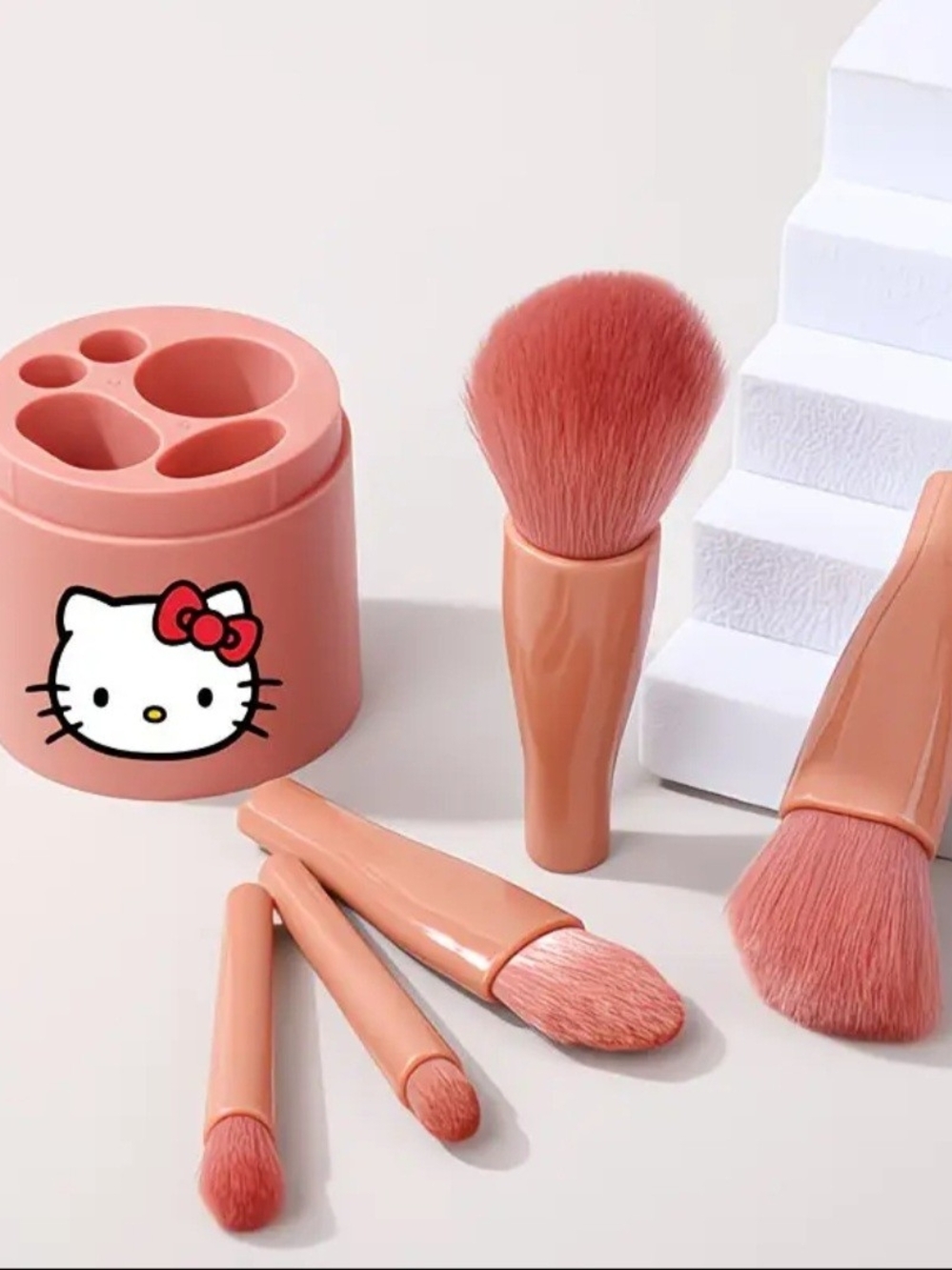 Hello Kitty Pink Makeup Brush Set - Picture 6 of 10